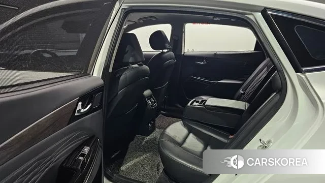 Kia K7 Premier 2019 Белый из Кореи, фото 3