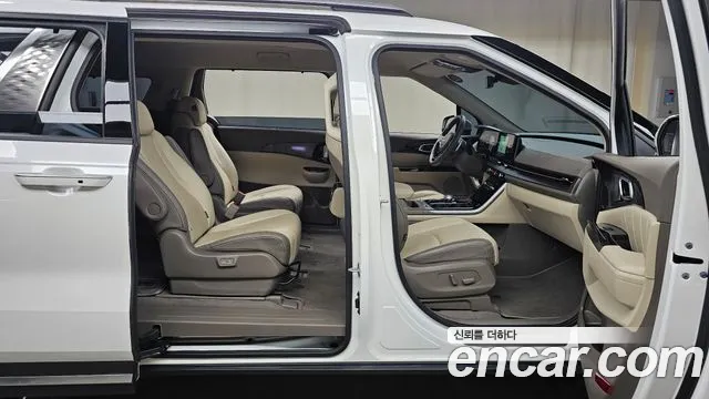 Kia Carnival 4th generation 2023 Белый из Кореи, фото 3