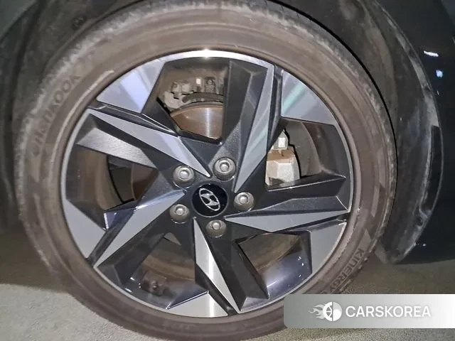 Hyundai Avante (CN7) 2022 Серый из Кореи, фото 3