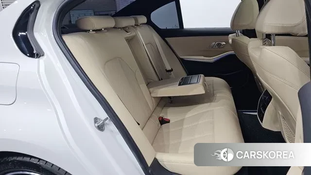 BMW 3 Series (G20) 2022 Белый из Кореи, фото 3