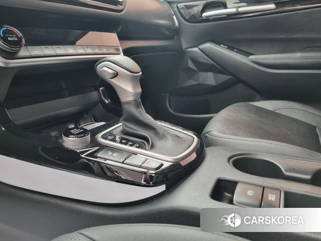 Kia Seltos 2022 Белый из Кореи, фото 3