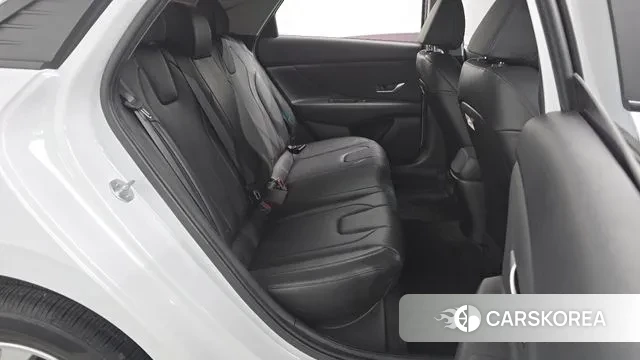 Hyundai Avante (CN7) 2021 Белый из Кореи, фото 3