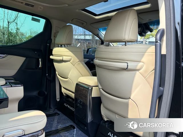 Toyota Elfa 2022 Черный из Китая, фото 3