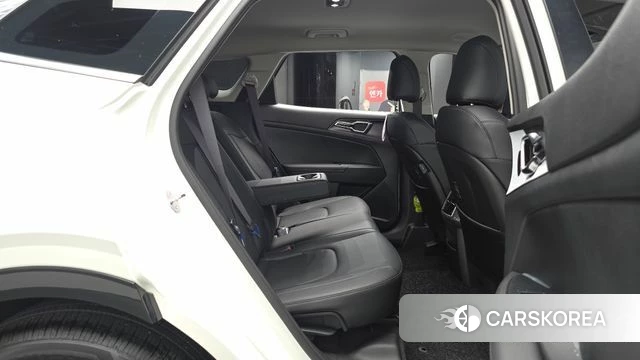 Kia The New Sportage 5th Generation 2025 Белый из Кореи, фото 3