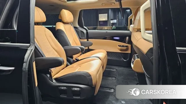 Kia Carnival 4th generation 2023 Черный из Кореи, фото 3