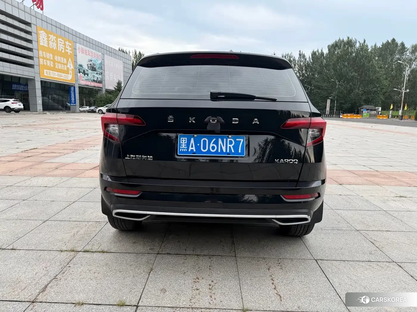 Skoda Karoq 2023 Черный из Китая, фото 3