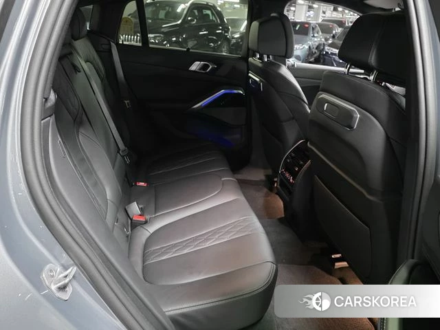 BMW X6 (G06) 2025 Серебристо-серый из Кореи, фото 3