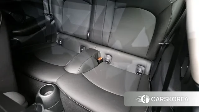 Mini Cooper 2023 Серебристо-серый из Кореи, фото 3