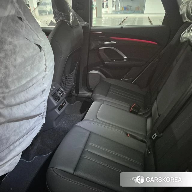 Audi Q5 (80A) 2025 Серый из Кореи, фото 3