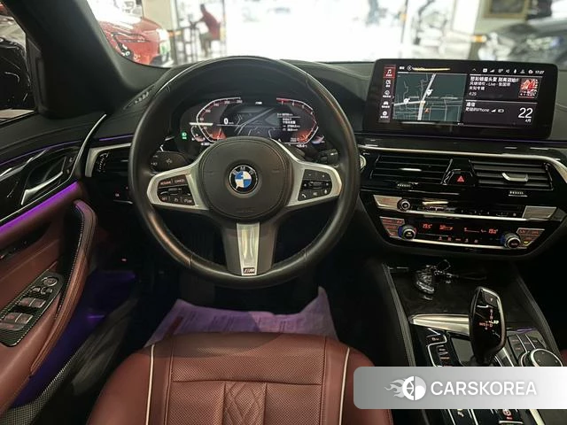 BMW 5 series 2022 Черный из Китая, фото 3