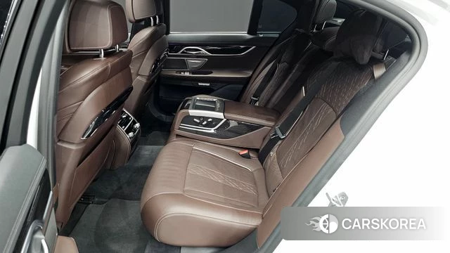 BMW 7 Series (G11) 2018 Белый из Кореи, фото 3