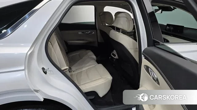 Genesis GV70 2022 Белый из Кореи, фото 3