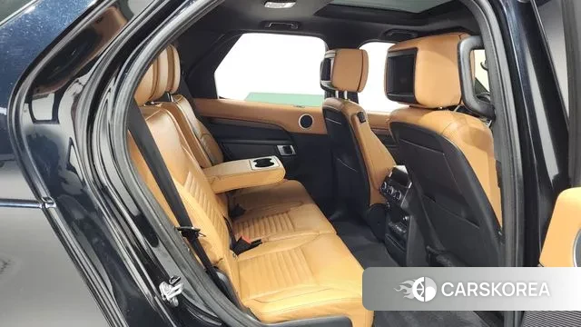 Land Rover Discovery 5 2018 Черный из Кореи, фото 3