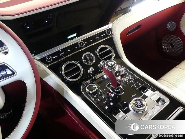 Bentley Continental GT 3rd Generation 2024 Белый из Кореи, фото 3