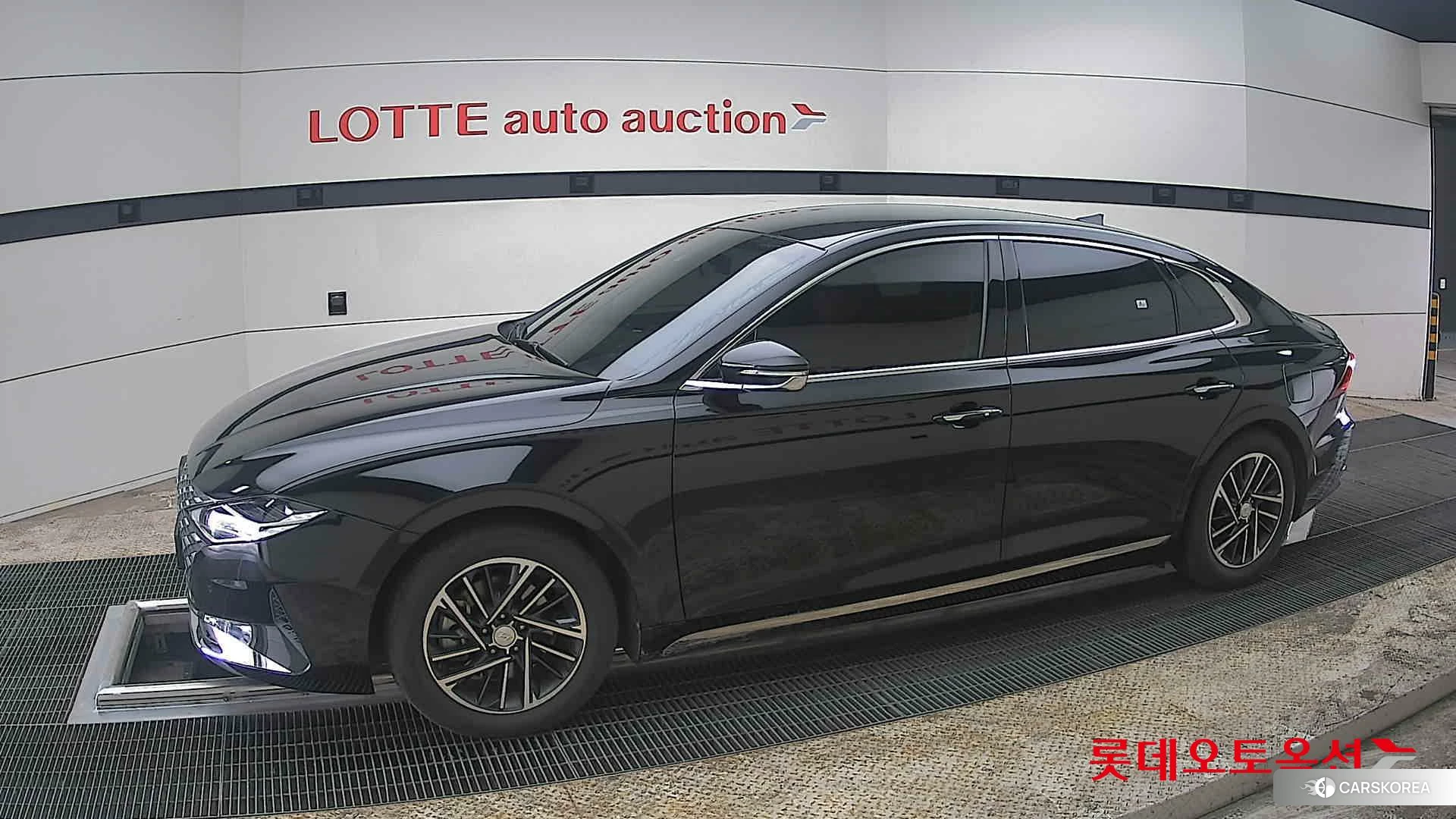 Hyundai Grandeur 2022 Midnight Black Pearl из Кореи, фото 3