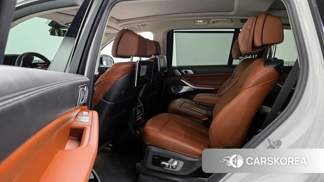 BMW X7 (G07) 2021 Белый из Кореи, фото 3