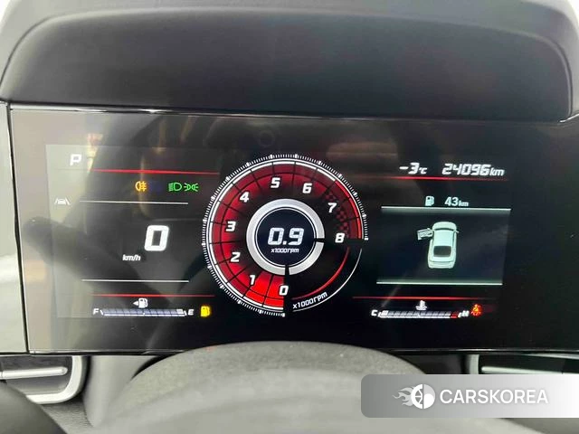 Hyundai Elantra 2023 Белый из Китая, фото 3