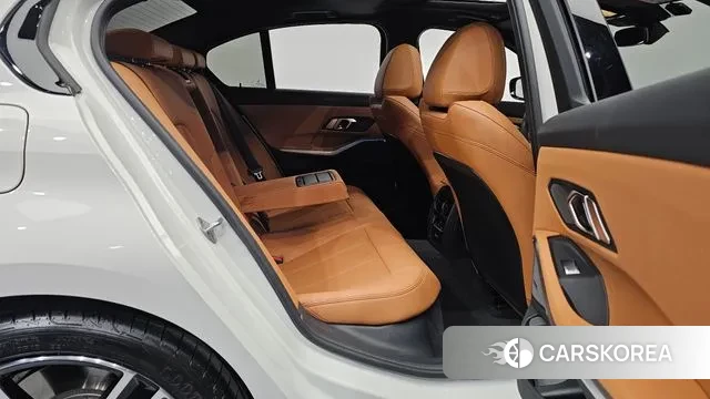 BMW 3 Series (G20) 2024 Белый из Кореи, фото 3