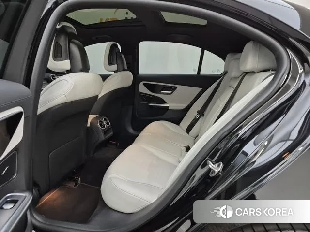 Mercedes-Benz C-Class W206 2022 Черный из Кореи, фото 3