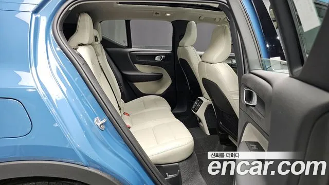 Volvo XC40 id 2653201 из Кореи 3