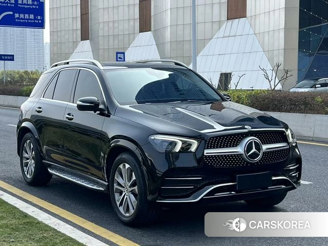 Mercedes-Benz GLE (import) 2022 Черный из Китая, фото 3