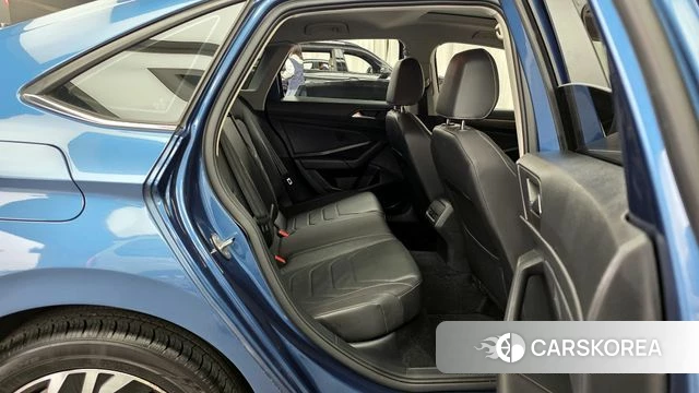 Volkswagen 7th Generation of Jetta 2021 Синий из Кореи, фото 3