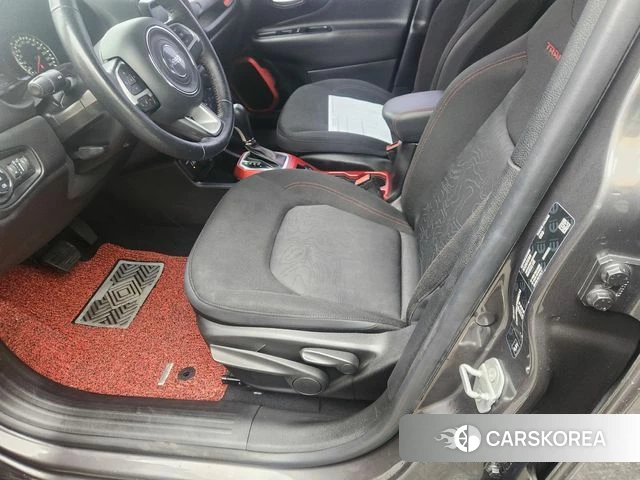 Jeep Renegade 2018 Серый из Кореи, фото 3