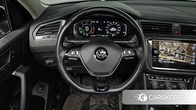 Volkswagen Tiguan Allspace 2020 Черный из Кореи, фото 3