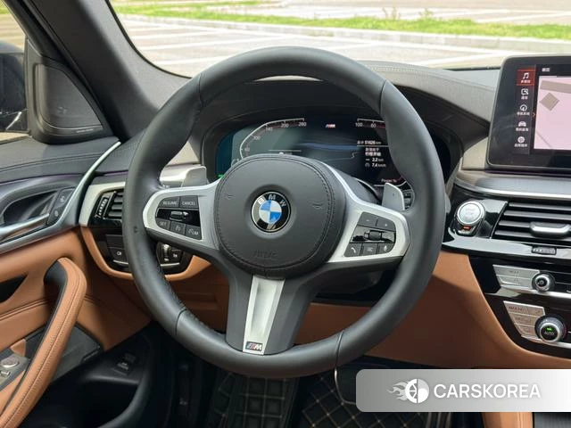 BMW 5 series (imported) 2023 Черный из Китая, фото 3