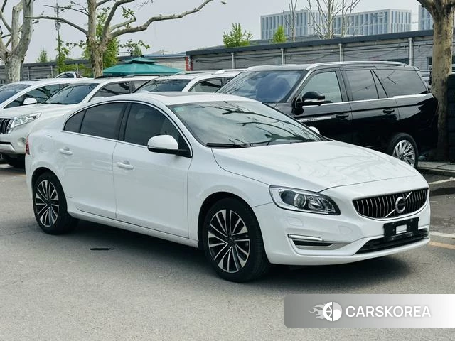 Volvo S60 2019 Белый из Китая, фото 3
