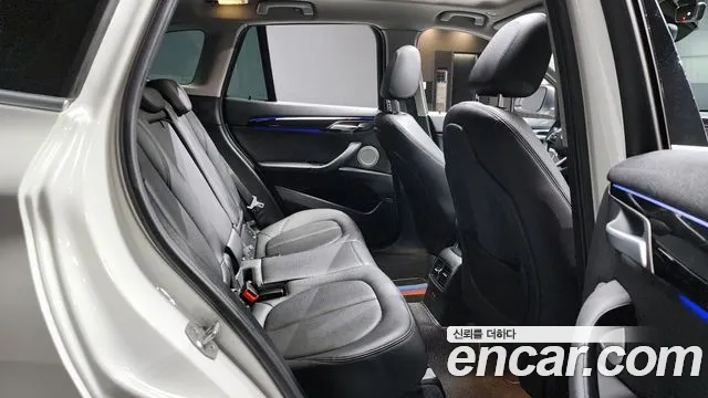 BMW X1 (F48) 2022 Белый из Кореи, фото 3