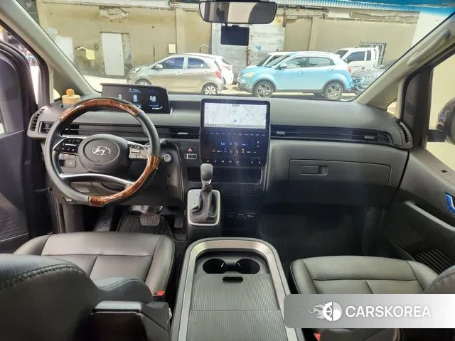 Hyundai Staria 2022 Серый из Кореи, фото 3