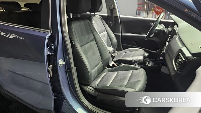 Kia Stonic 2019 Небесно-голубой из Кореи, фото 3