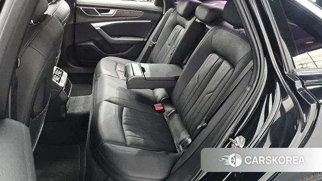 Audi A6 (C8) 2019 Черный из Кореи, фото 3