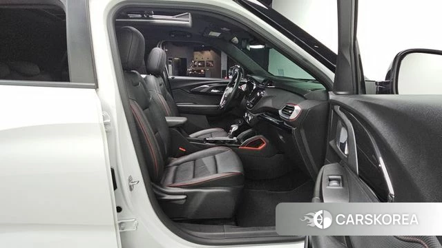 Chevrolet (GM Daewoo) Trailblazer 2020 Белый из Кореи, фото 3