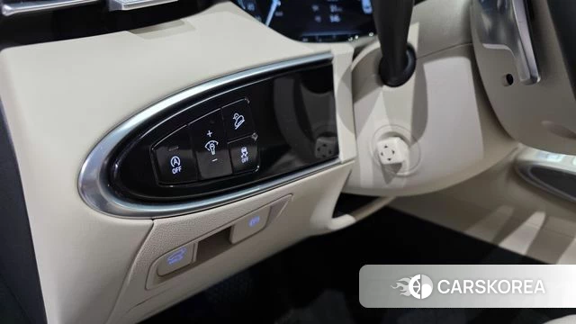 Genesis GV70 2023 Белый из Кореи, фото 3