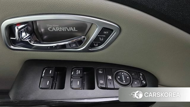 Kia The New Carnival 2018 Белый из Кореи, фото 3