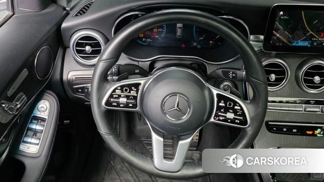 Mercedes-Benz GLC-Class X253 2021 Белый из Кореи, фото 3