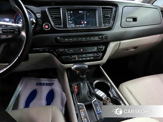 Kia The New Carnival 2018 Белый из Кореи, фото 3