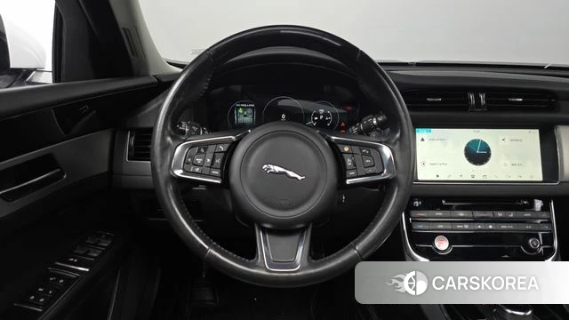 Jaguar XF (X260) 2018 Белый из Кореи, фото 3