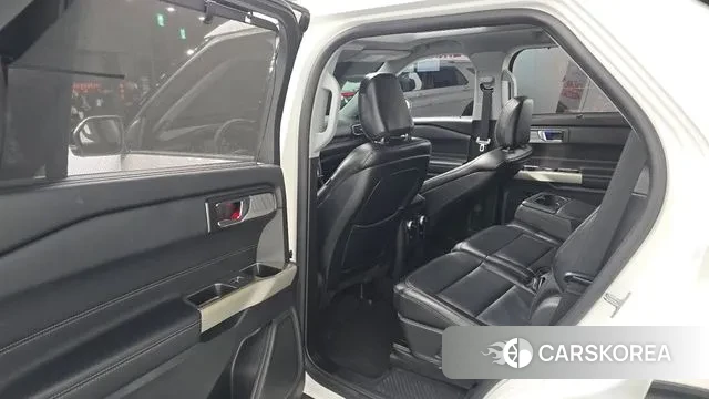 Ford Explorer 6th Generation 2020 Белый из Кореи, фото 3