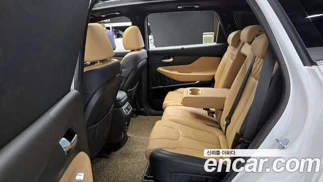 Hyundai The New Santa Fe 2023 Белый из Кореи, фото 3