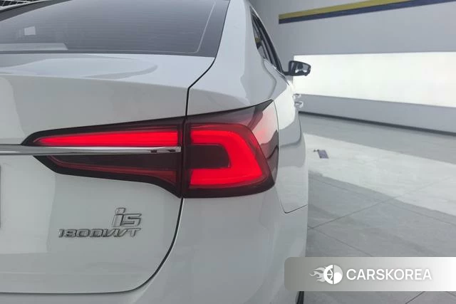 Roewe i5 2020 Белый из Китая, фото 3