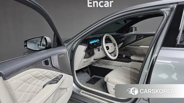 Kia K8 2022 Серебристо-серый из Кореи, фото 3