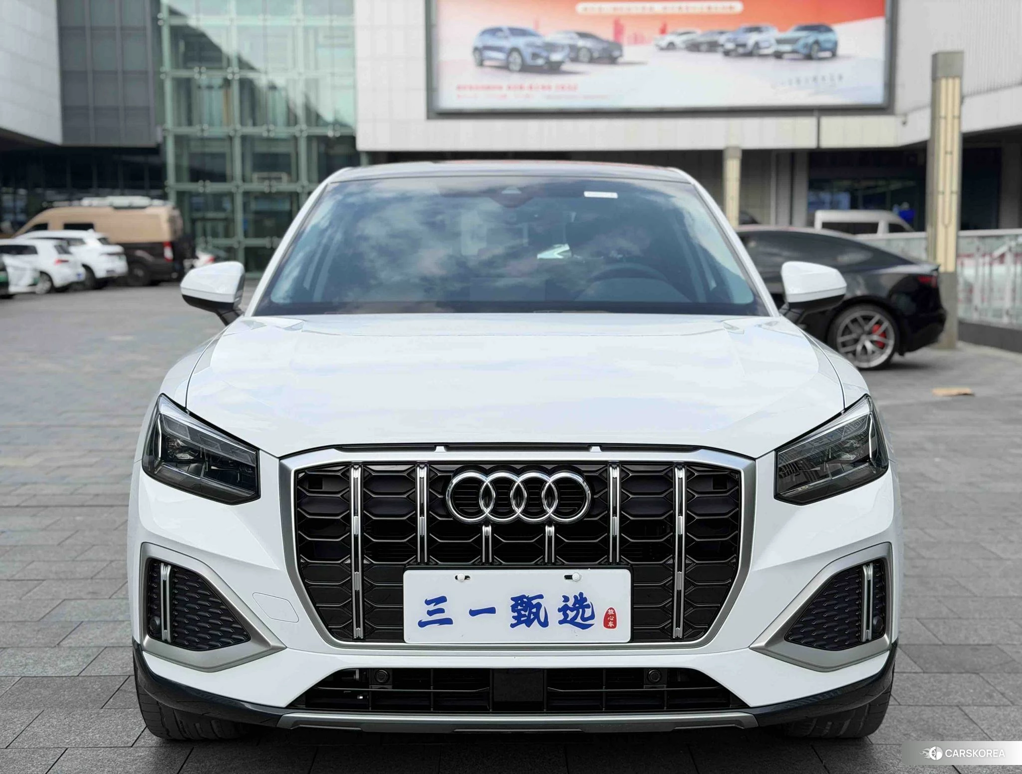 Audi Q2L 2021 Белый из Китая, фото 3