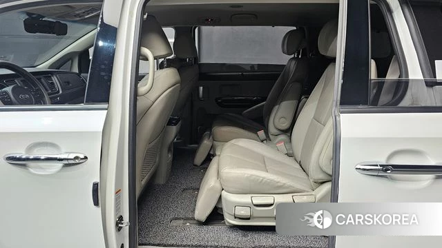 Kia The New Carnival 2018 Белый из Кореи, фото 3