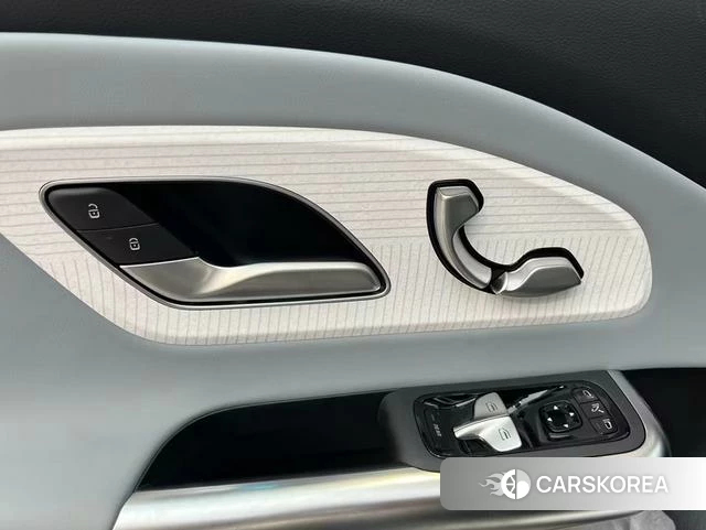Mercedes-Benz CLA EV 2025 Серебристо-серый из Китая, фото 3
