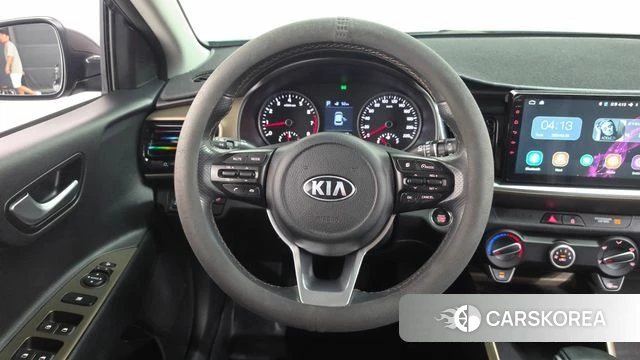 Kia Stonic 2018 Серый из Кореи, фото 3