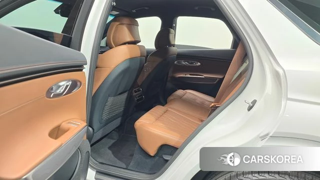 Genesis GV70 2021 Белый из Кореи, фото 3