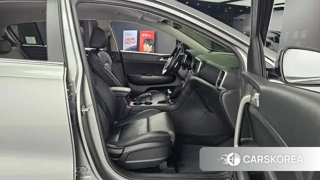 Kia Sportage The Bold 2020 Серебристо-серый из Кореи, фото 3